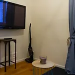 Hostnfly Apartments - Charming Studio Near Montmartre